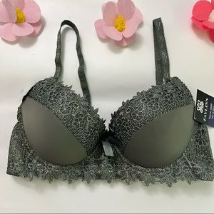 NWT Bra- Green Olive color- Cup B- Size 36/80